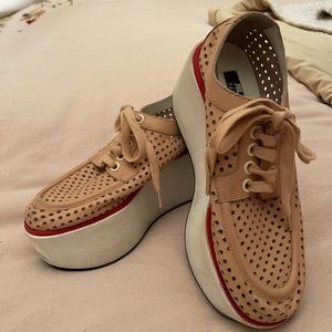 Jil Sander platform shoes… Vintage and remarquable!..:)